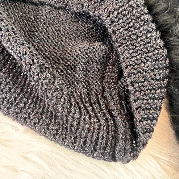 Hand knit Vintage Black V-neck Sweater Rabbit - Picture 8 of 10